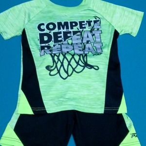 Pro Athlete Green and Black Shirt and Shorts Set Size 4